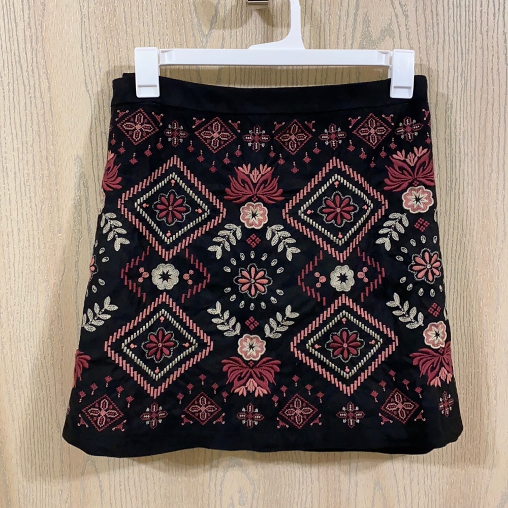 Embroidered Skirt - 3x - Chic Soul